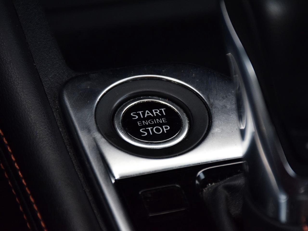 2021 Nissan Sentra SR 4dr Sedan Photo