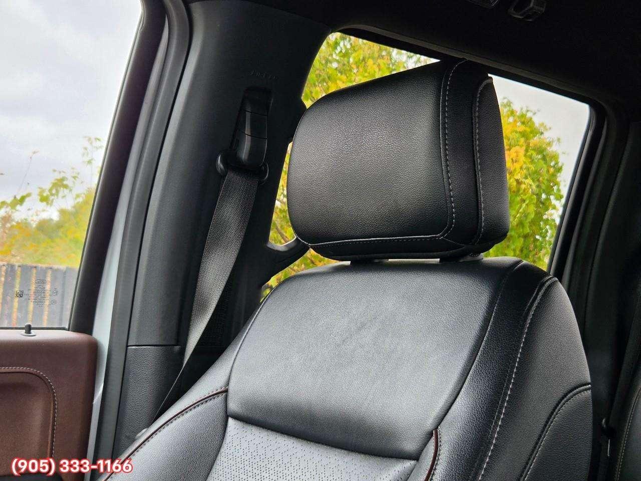 2022 Ford F-150 Lariat Apple CarPlay & Android Auto • Built-In Wi-Fi Hotspot • Lane Assist • Keyless Entry • Backup Camera Photo