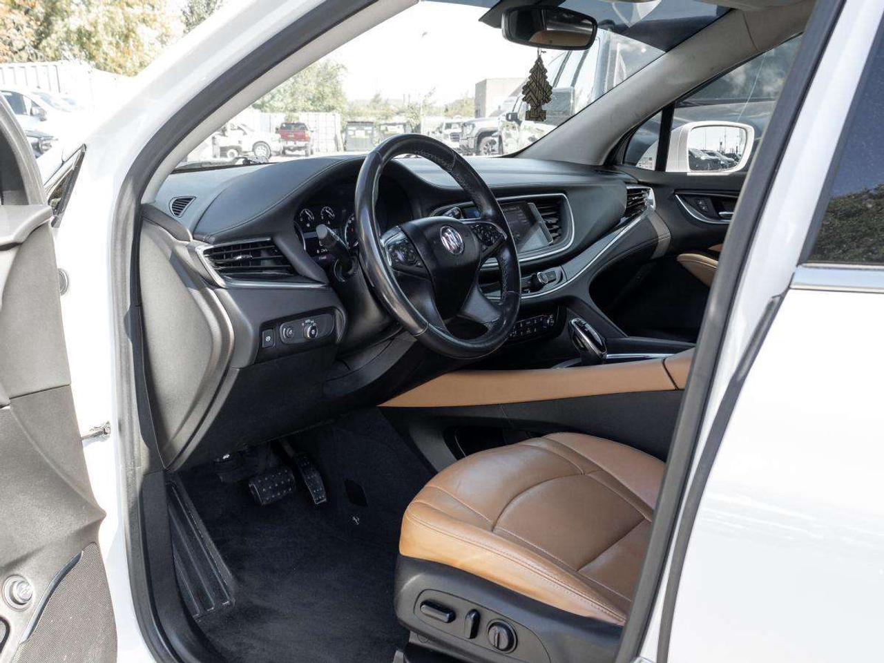 2020 Buick Enclave Essence AWD Photo