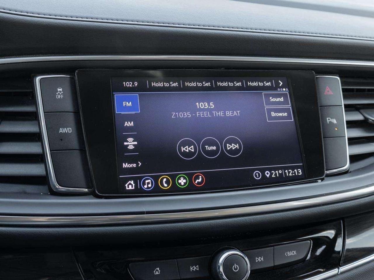 2020 Buick Enclave Essence AWD Photo