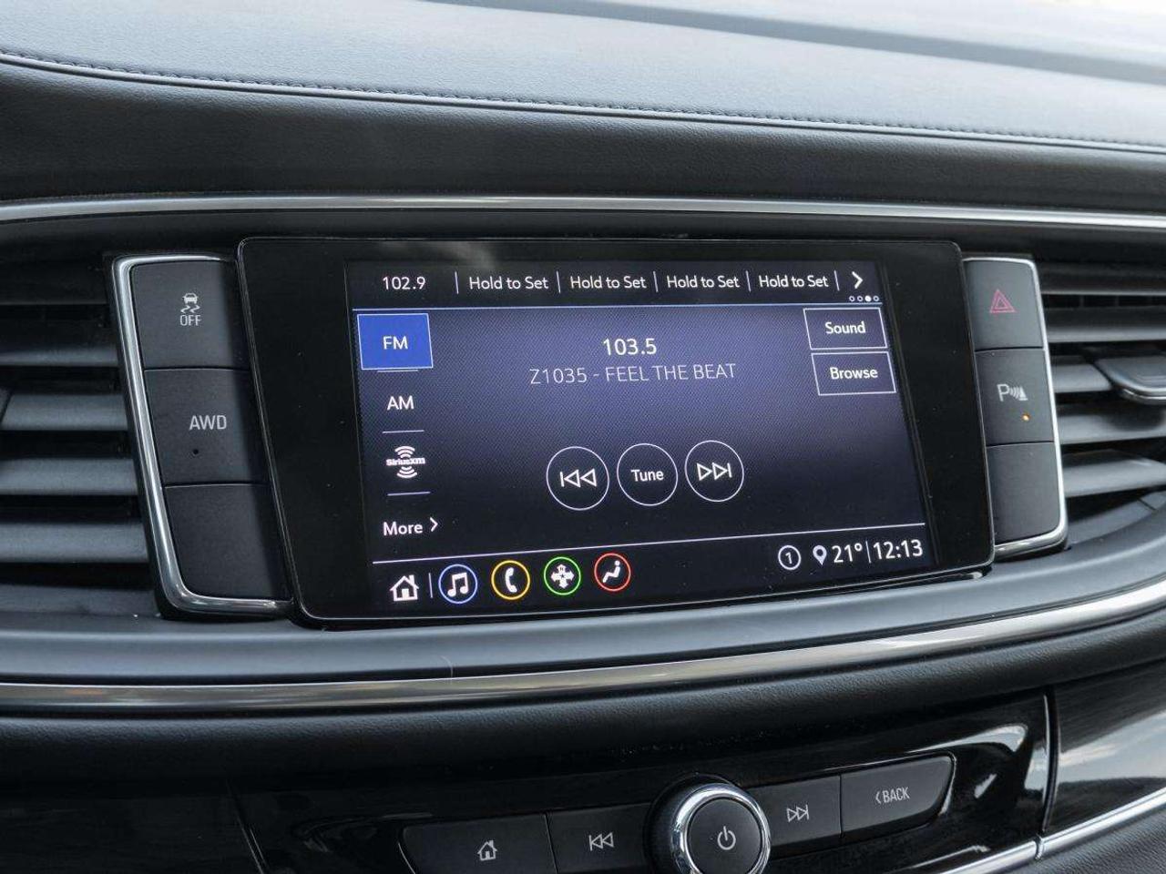 2020 Buick Enclave Essence AWD Photo