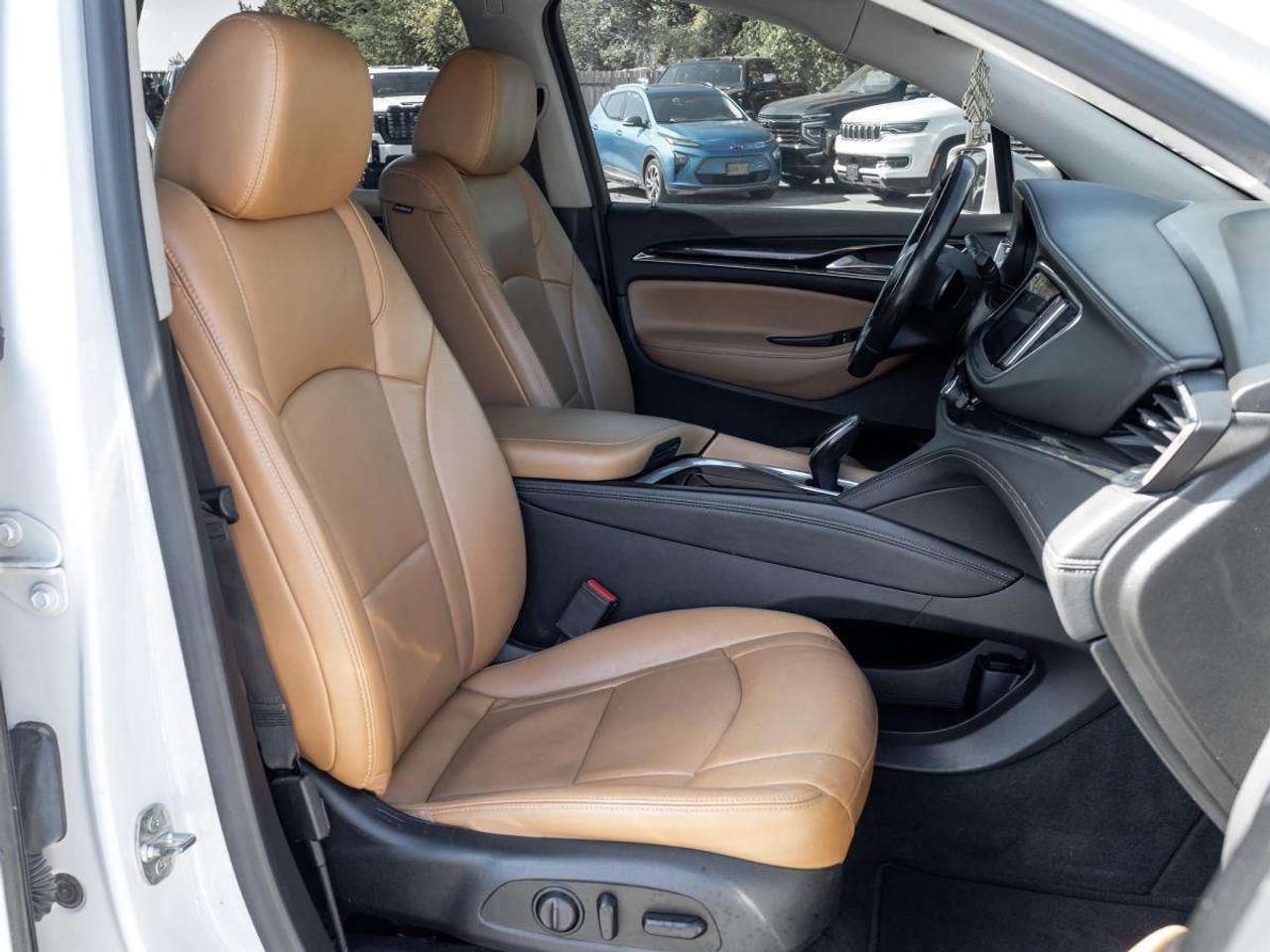 2020 Buick Enclave Essence AWD Photo