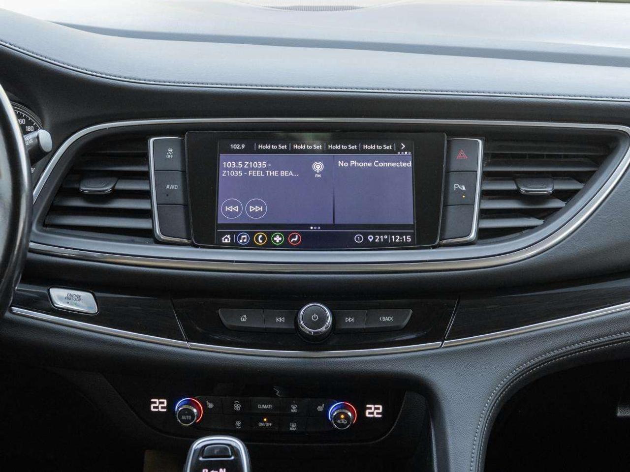 2020 Buick Enclave Essence AWD Photo