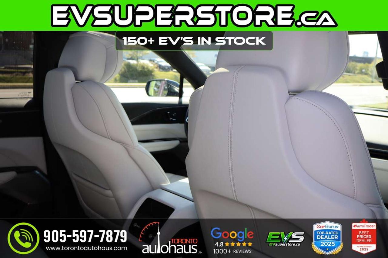 2024 Cadillac LYRIQ LUXURY 2 I WHITE INTERIOR I 600E4 AWD Photo