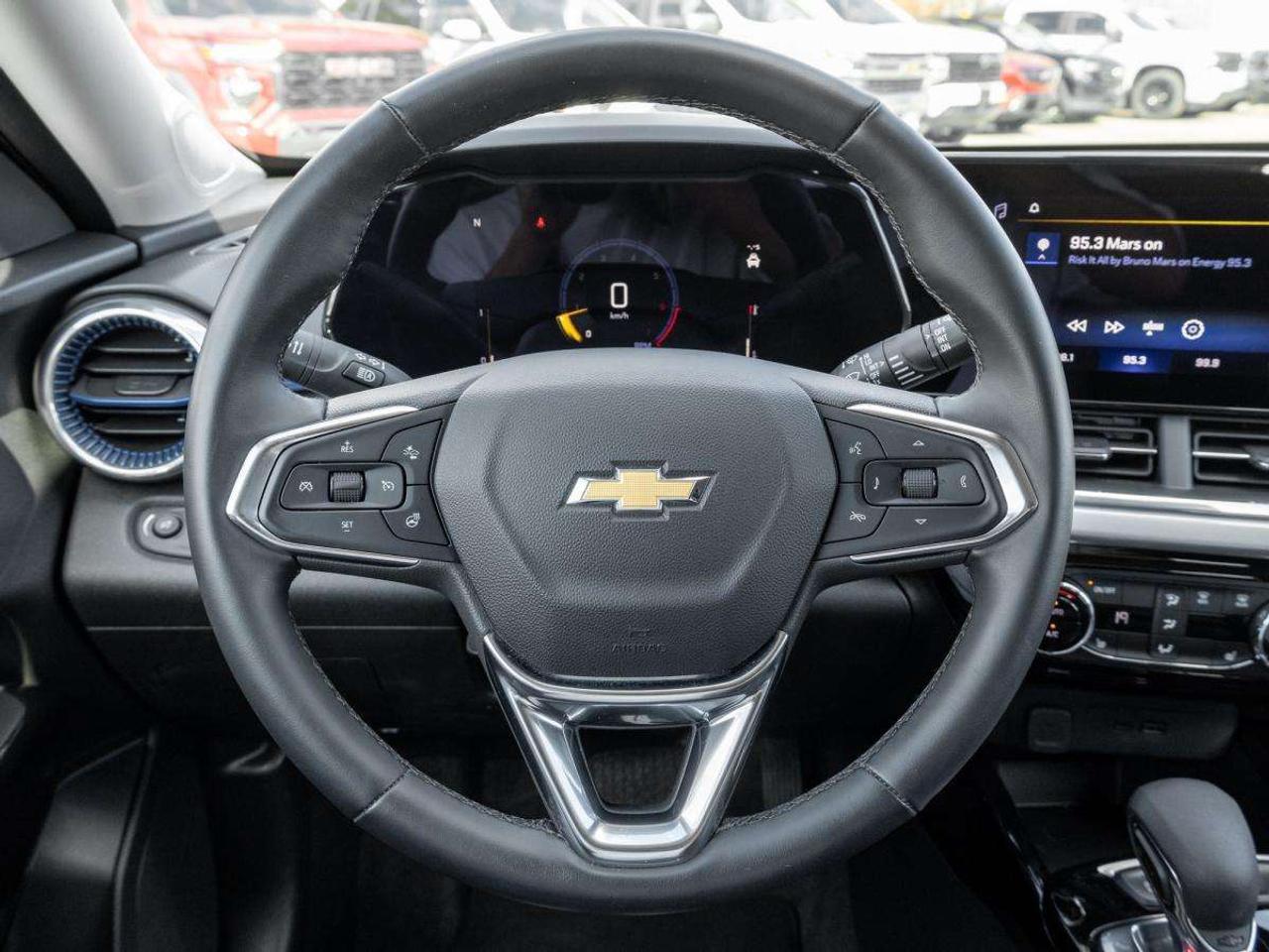 2025 Chevrolet Trax Fwd 4dr Lt Photo