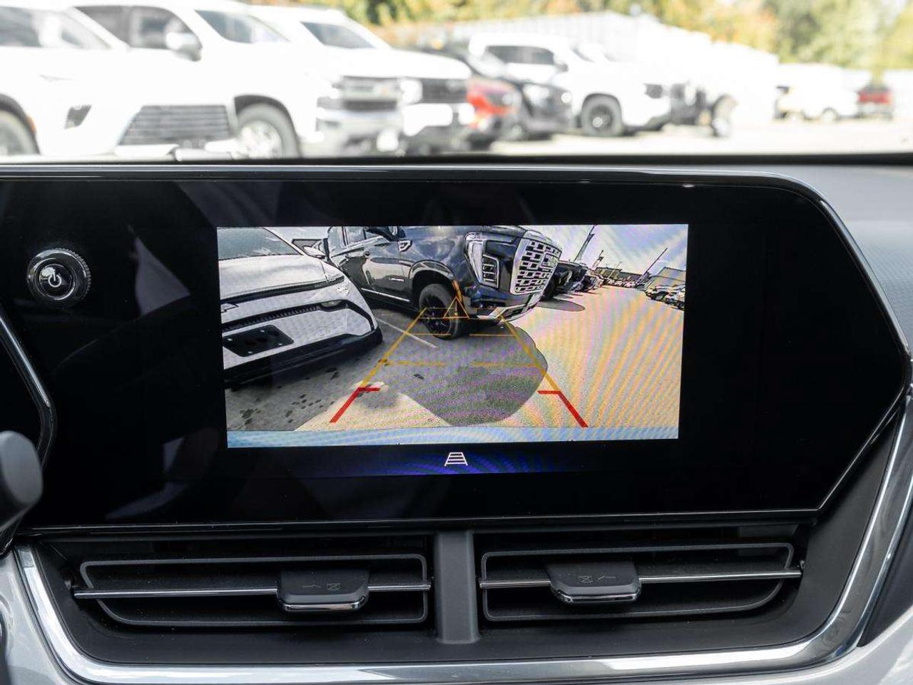 2025 Chevrolet Trax Fwd 4dr Lt Photo