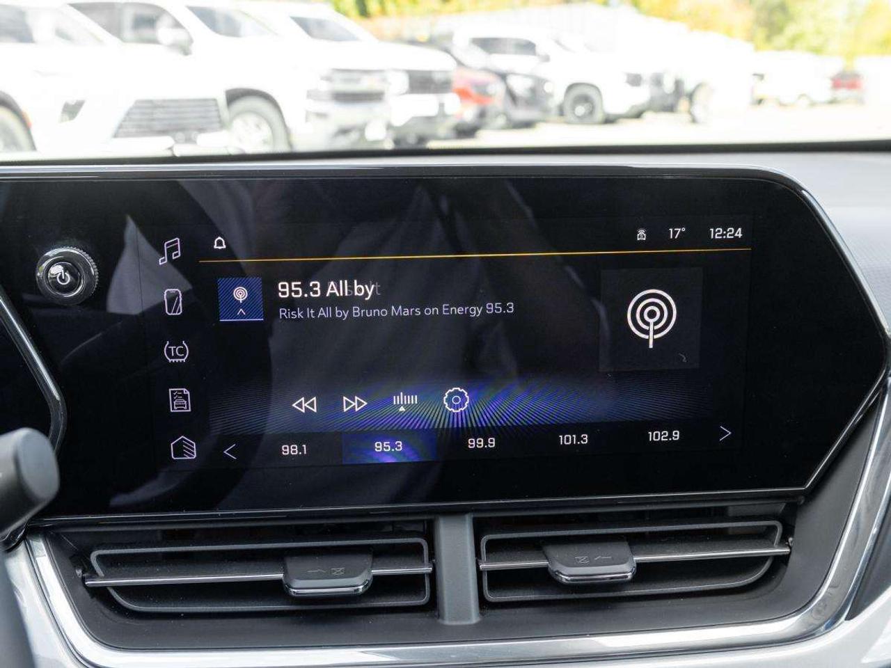 2025 Chevrolet Trax Fwd 4dr Lt Photo