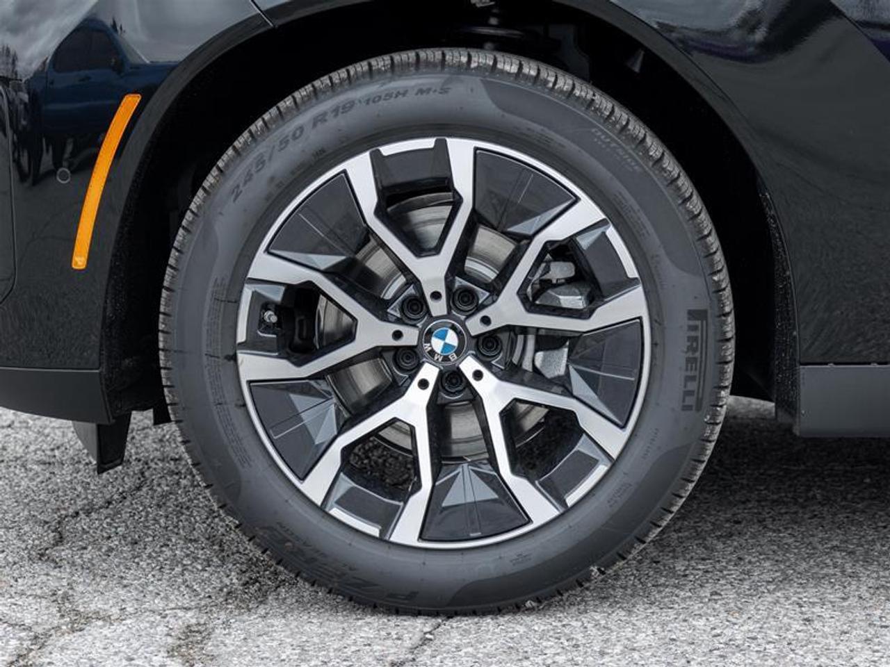 2026 BMW X3 30 xDrive 4dr All-Wheel Drive Sports Activity Vehicle Photo4