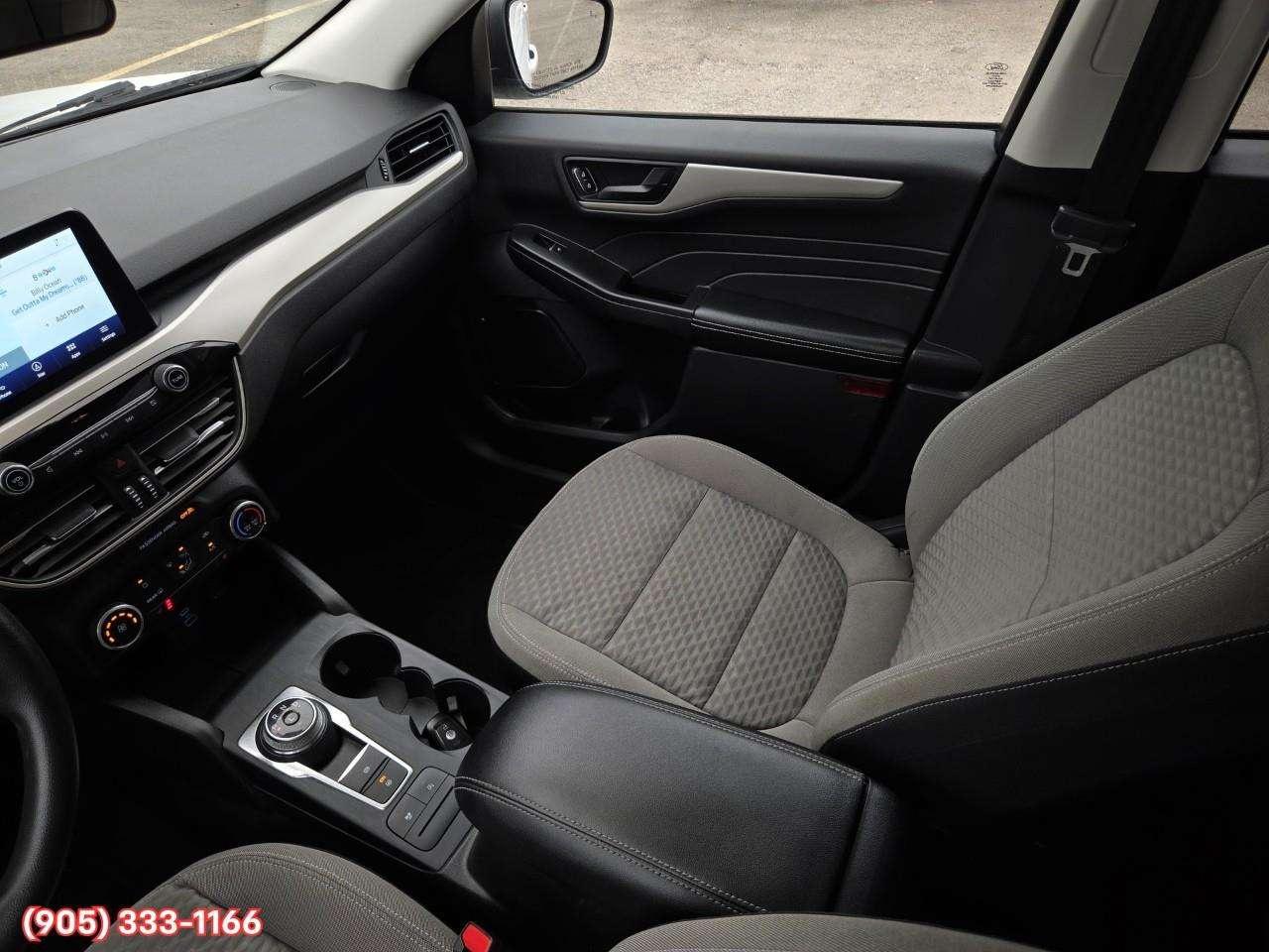 2022 Ford Escape SE Apple CarPlay & Android Auto • Built-In Wi-Fi Hotspot • Heated Front Seats • Lane Assist • SiriusXM® Satellite Radio Photo
