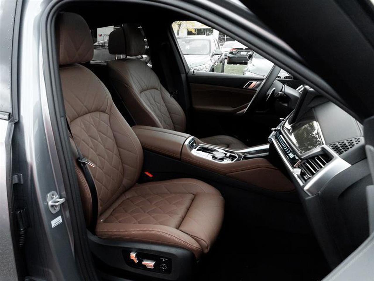 2027 BMW X6 xDrive40i 4dr All-Wheel Drive Sports Activity Coupe Photo