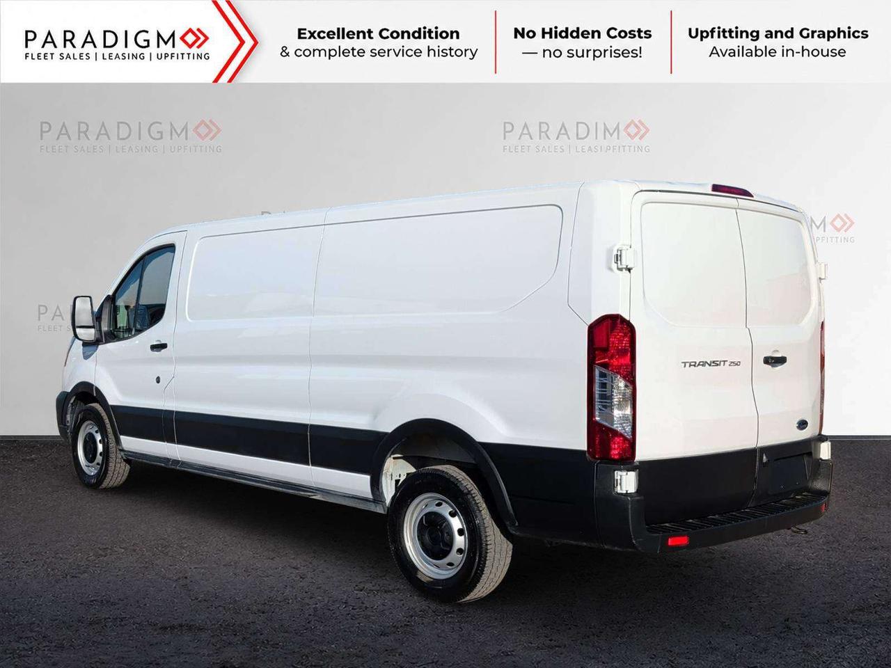 2025 Ford Transit Cargo Van T-250 148" LOW ROOF RWD Photo2