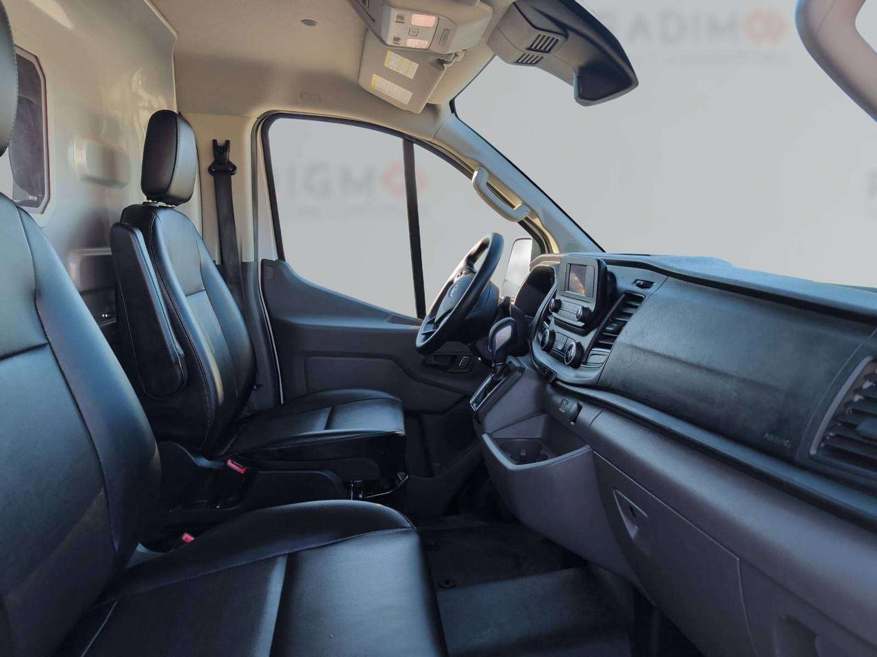 2025 Ford Transit Cargo Van T-250 148" LOW ROOF RWD Photo