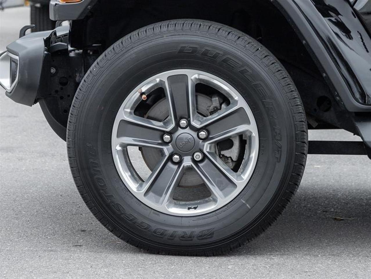2019 Jeep WRANGLER UNLIMITED Sahara 4dr 4x4 Photo