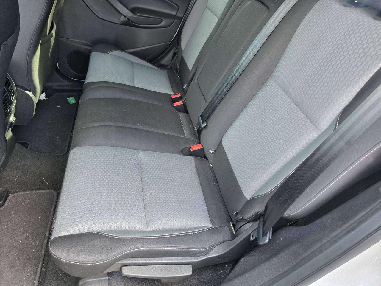 2019 Ford Escape SE Nav Back Up Camera Heated Front Seats Photo3