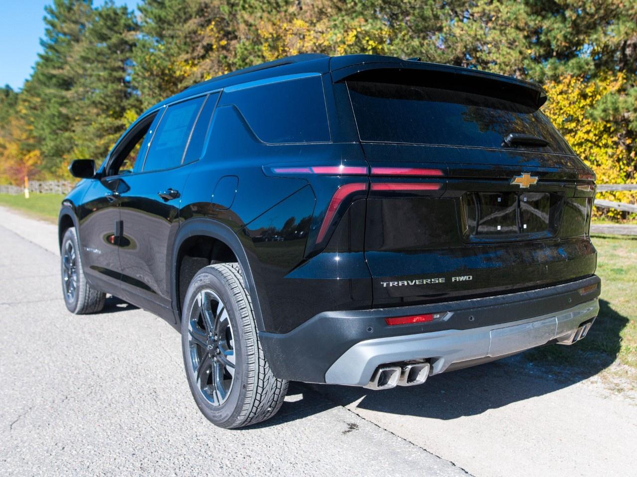 2027 Chevrolet Traverse AWD 4dr LT Photo