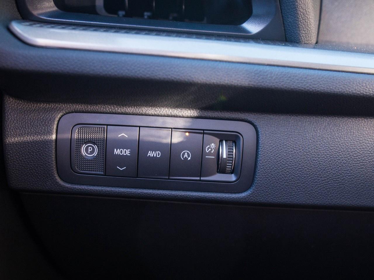 2027 Chevrolet Traverse AWD 4dr LT Photo