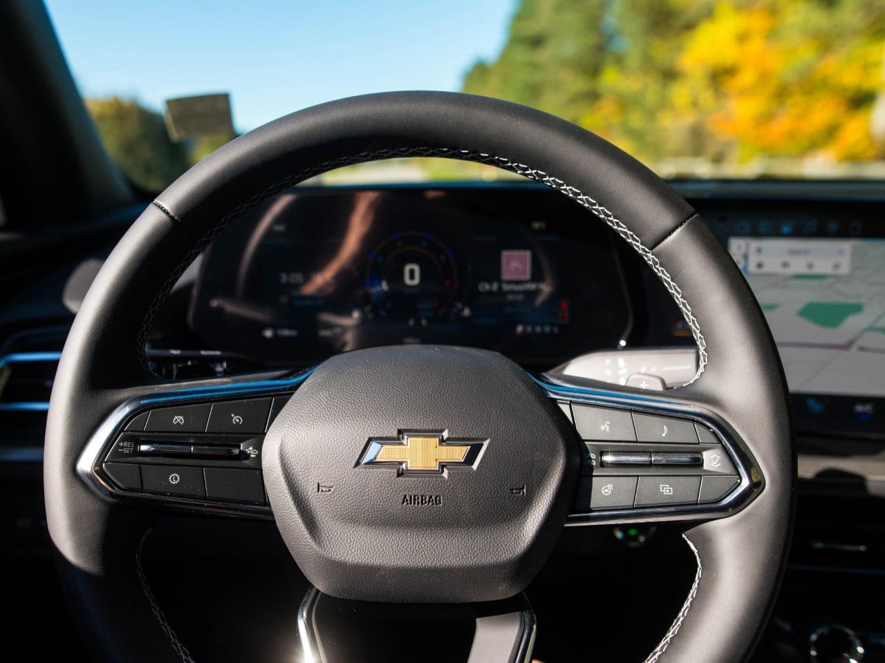 2027 Chevrolet Traverse AWD 4dr LT Photo