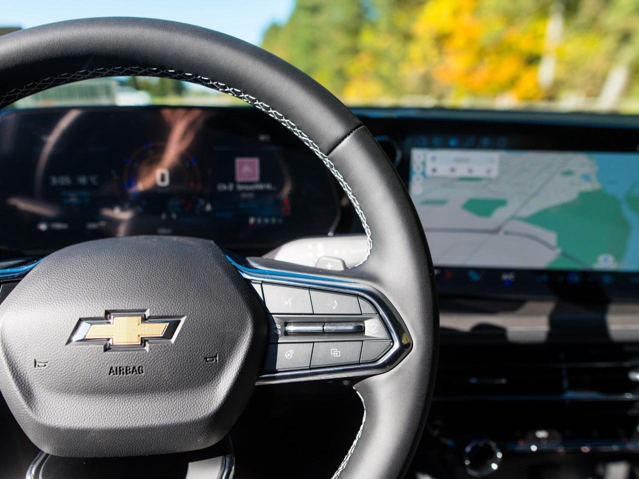 2027 Chevrolet Traverse AWD 4dr LT Photo