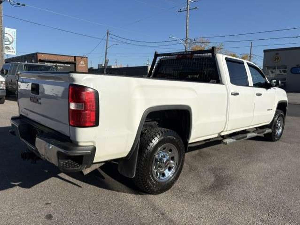 2016 GMC SIERRA 2500HD 4X4 CREW CAB-LONG BOX-CAMERA-NEW TIRES-CERTIFIED! Photo