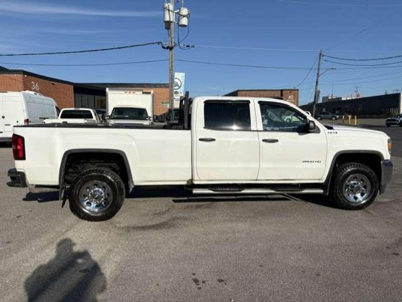 2016 GMC SIERRA 2500HD 4X4 CREW CAB-LONG BOX-CAMERA-NEW TIRES-CERTIFIED! Photo