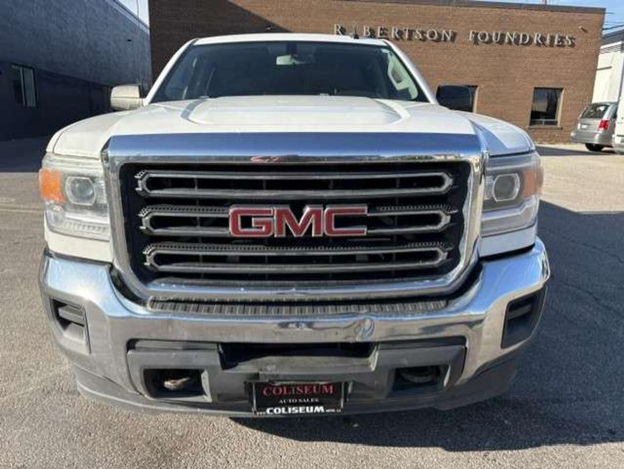 2016 GMC SIERRA 2500HD 4X4 CREW CAB-LONG BOX-CAMERA-NEW TIRES-CERTIFIED! Photo