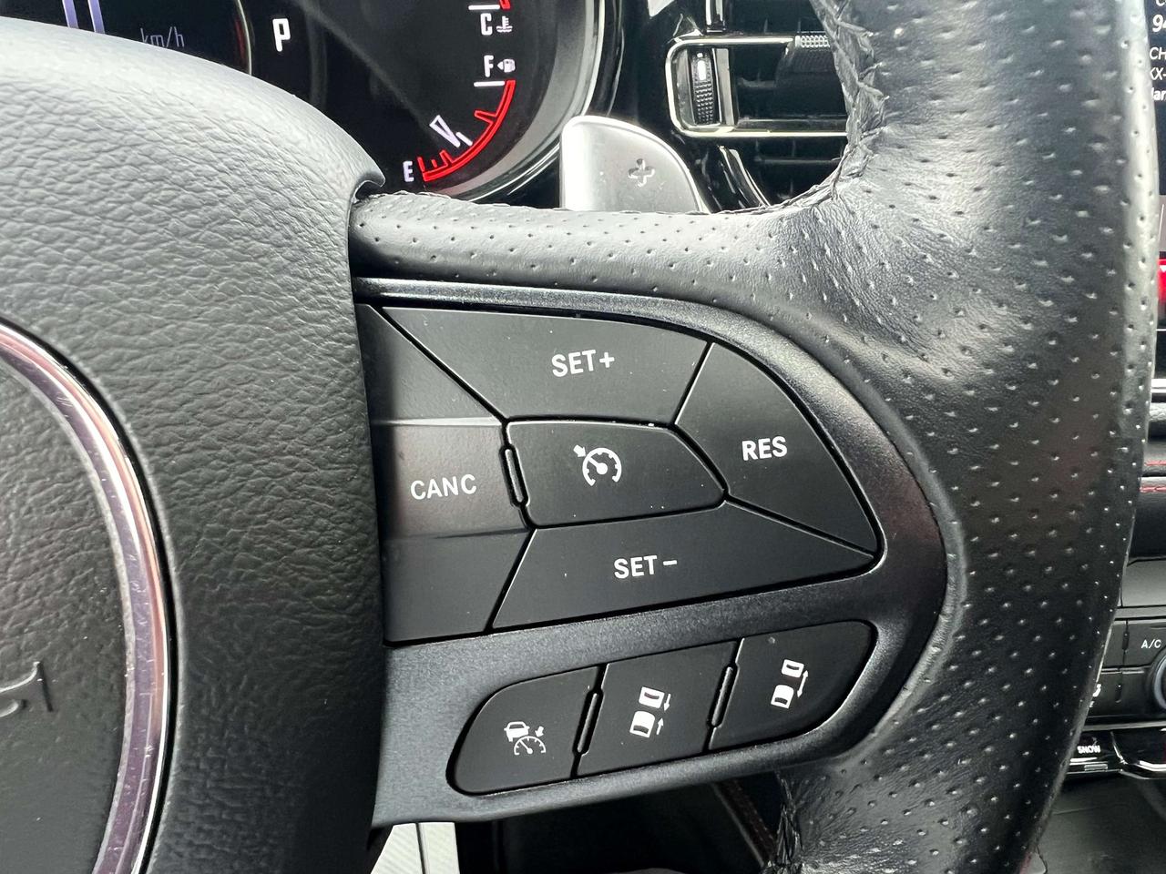 2023 Dodge Durango R/T HEMI V8 AWD *TOW-N-GO *BLACKTOP *PWR SUNROOF Photo
