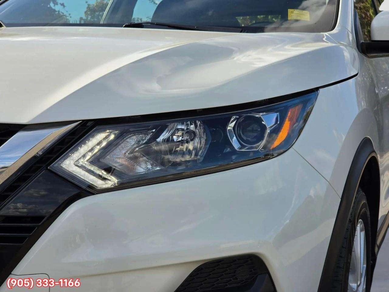 2023 Nissan Qashqai SV Apple CarPlay & Android Auto • Power Sunroof • Remote Start System • Heated Front Seats • Lane Assist • Rear Parking S Photo