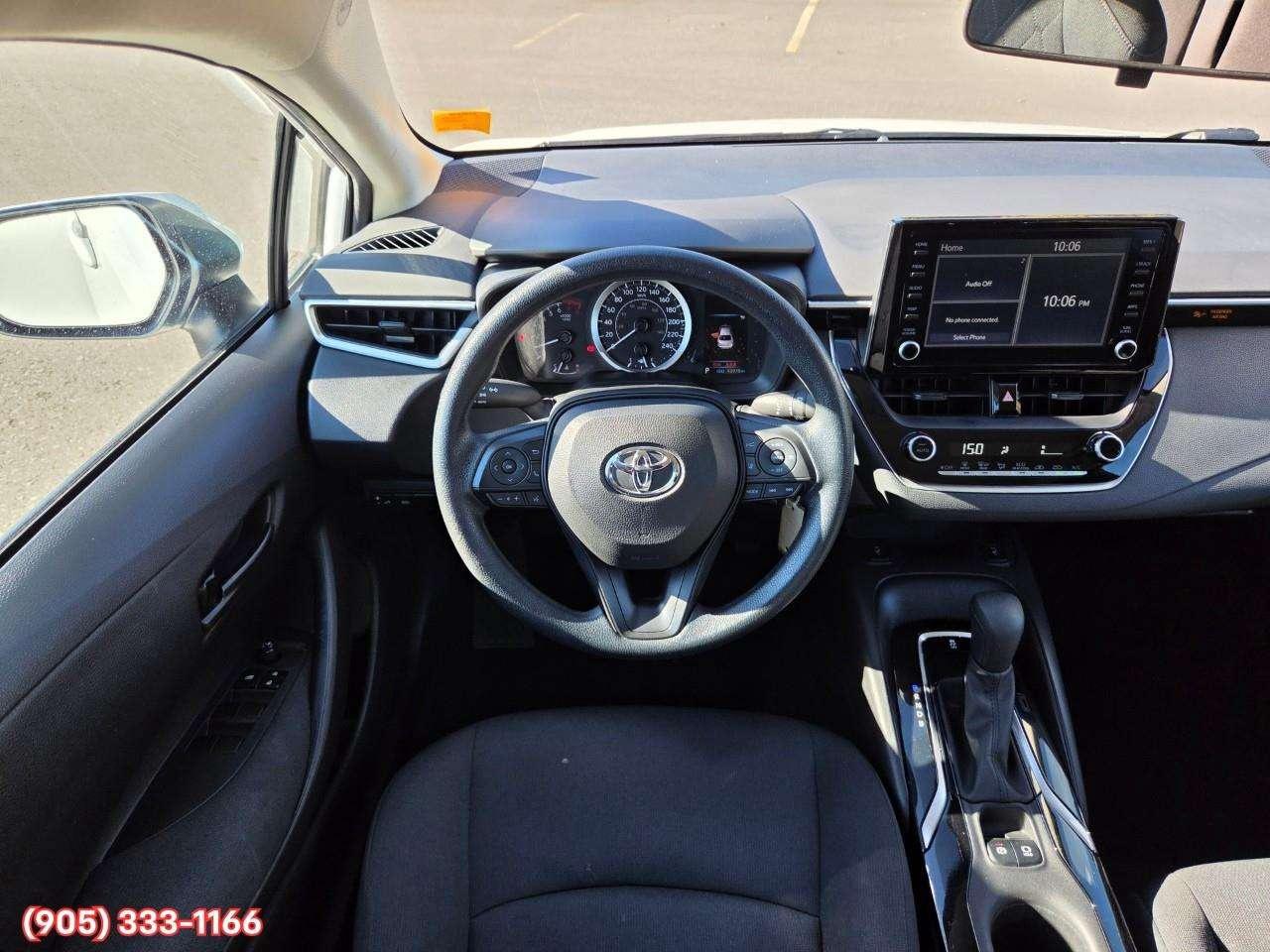 2022 Toyota Corolla LE Apple CarPlay & Android Auto • Lane Assist • Keyless Entry • Backup Camera • Cruise Control Photo
