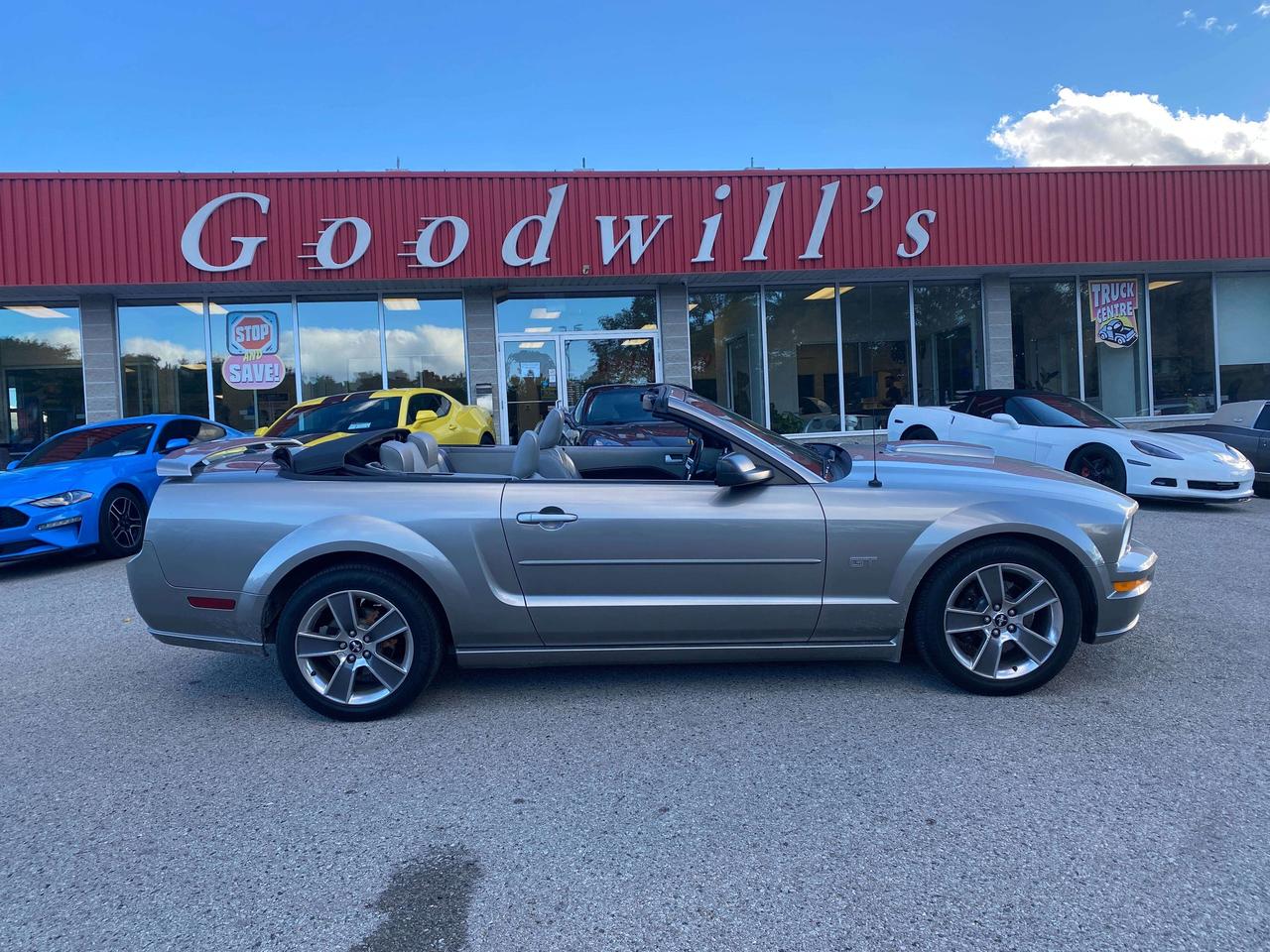 2008 Ford Mustang GT, LOW KMS, LEATHER! Photo5