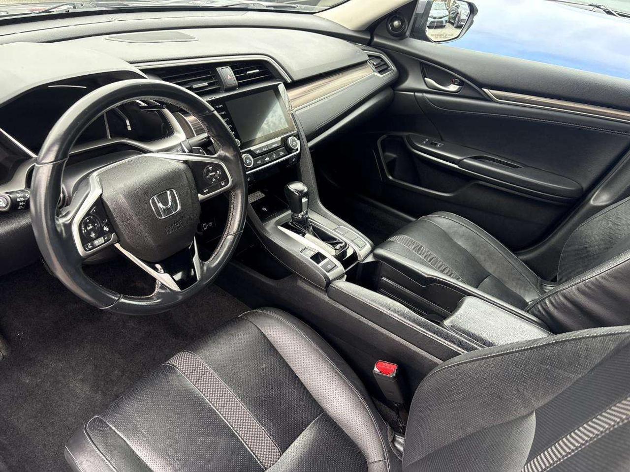 2019 Honda Civic Touring Leather Seats/Apple Carplay/Low Mileage Photo