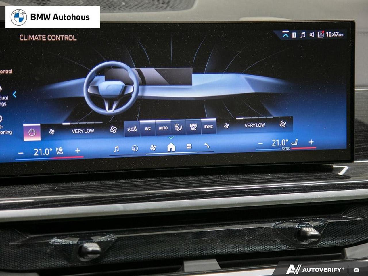 2025 BMW X6 xDrive40i Sports Activity Coupe Photo