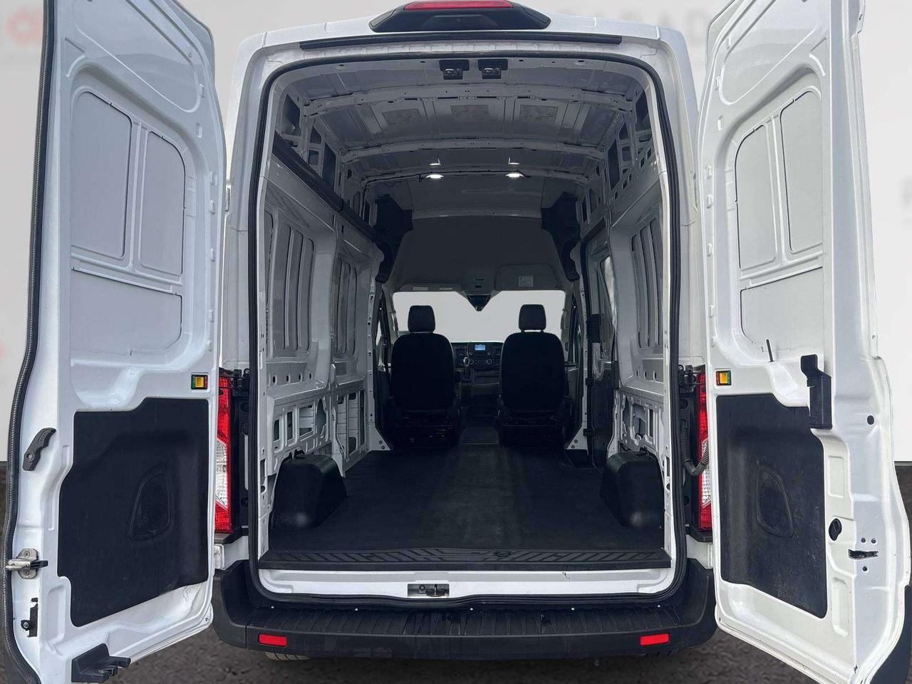 2024 Ford Transit Cargo Van 148" HIGH ROOF RWD Photo