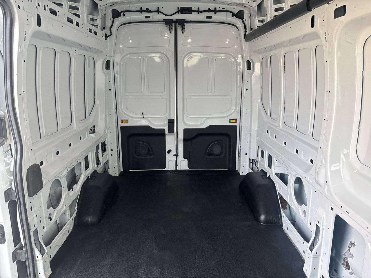 2024 Ford Transit Cargo Van 148" HIGH ROOF RWD Photo