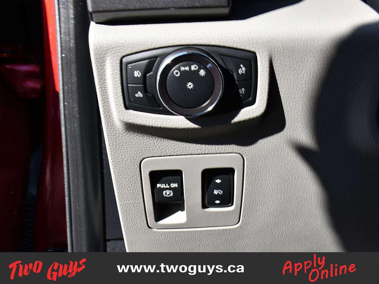2018 Ford F-150 XLT 4WD Nav Back Up Camera Heated Front Seats Photo