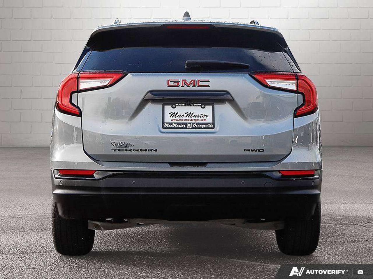 2024 GMC Terrain 1.5L 4-CYL, AWD, ALLOYS, CLOTH, SUNROOF, 1-OWNER, MACMASTER ORIGINAL, CERTIFIED PREOWNED! Photo