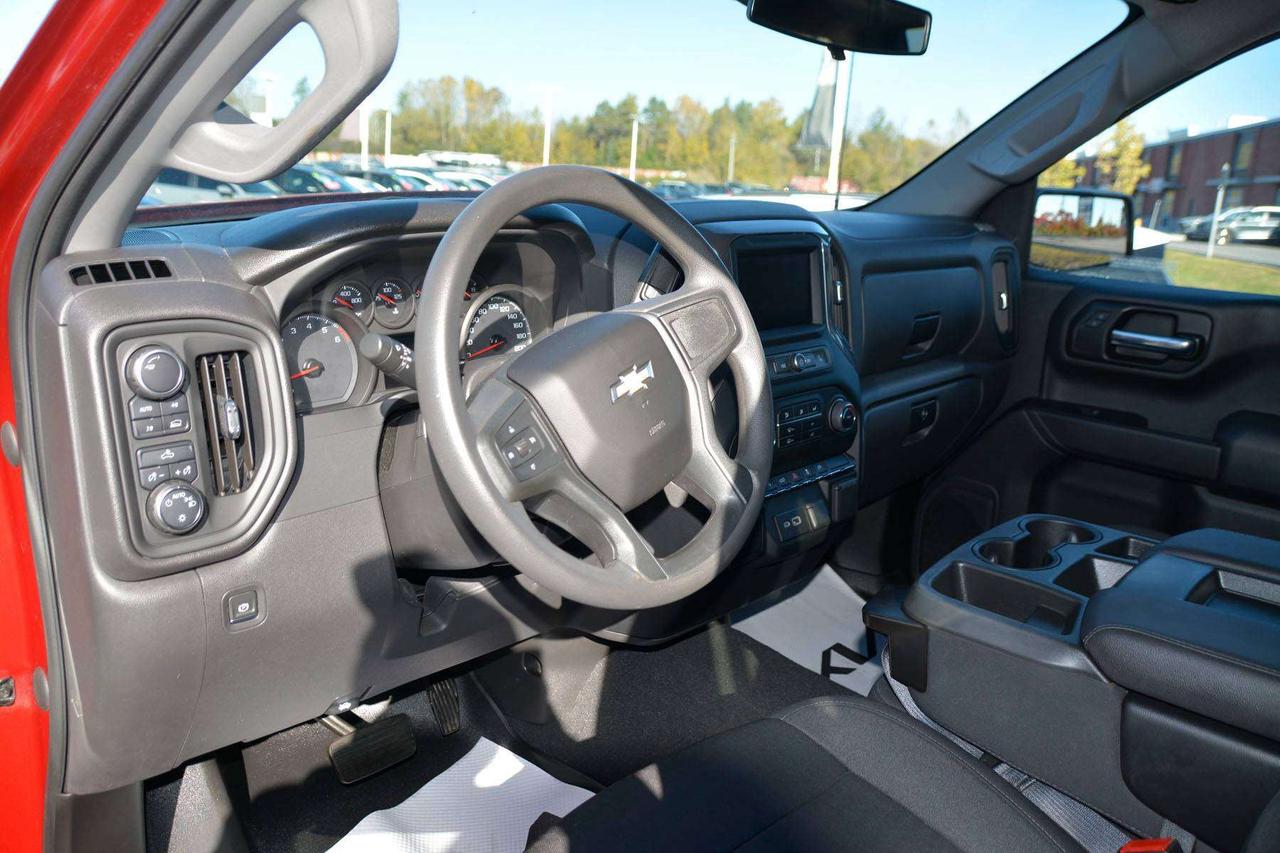 2022 Chevrolet Silverado 1500 Custom Photo