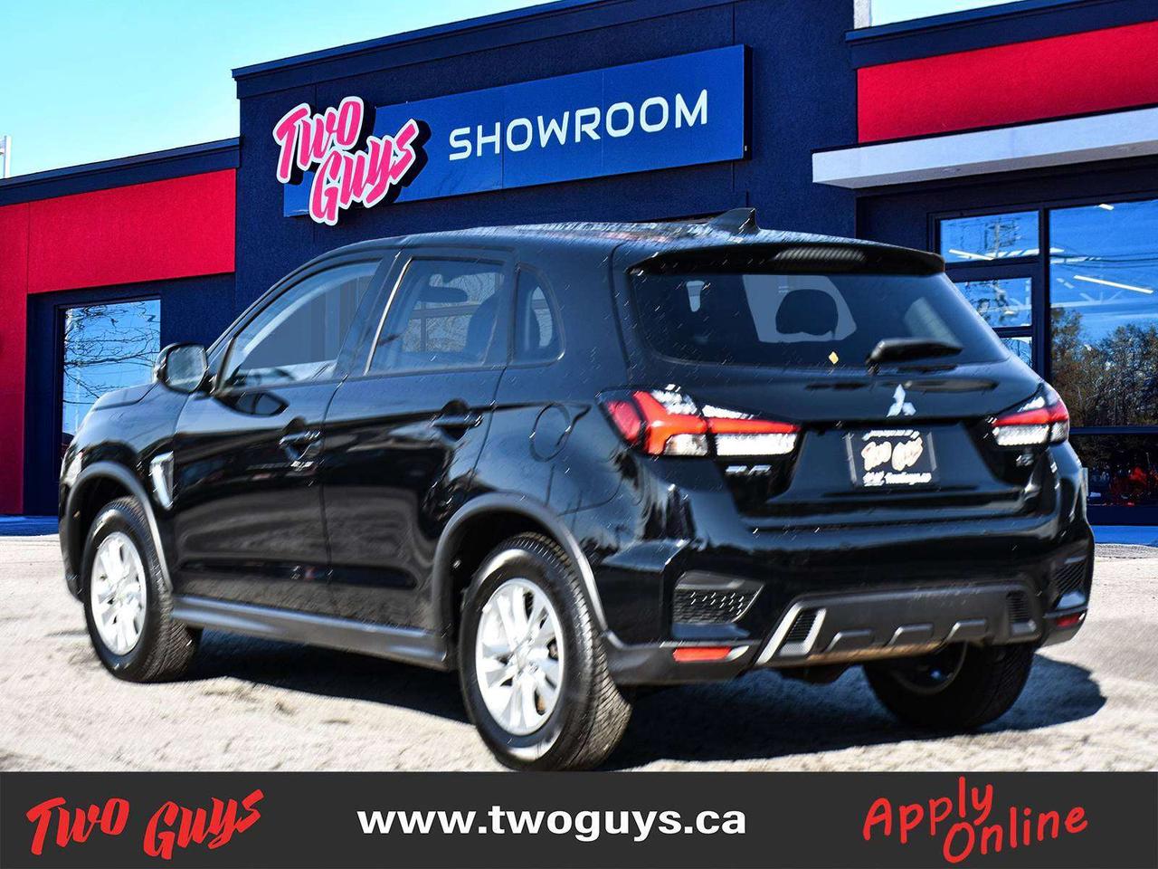 2024 Mitsubishi RVR SE AWC Back Up Camera Heated Front Seats Photo4
