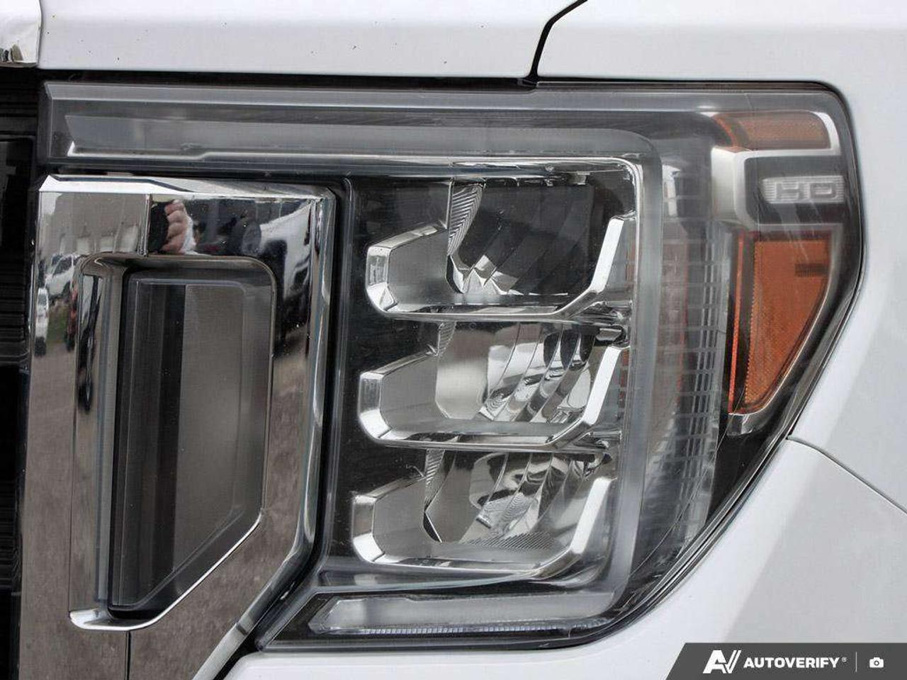 2020 GMC Sierra 3500HD SRW WT, 6.6L DURAMAX V8, 4X4, STEELS, CLOTH, TRAILERING PKG, 1-OWNER, MACMASTER ORIGINAL, CERTIFIED AS-TRADED! Photo
