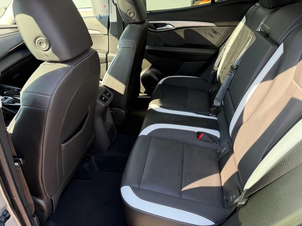 2024 Buick Envision AWD 4dr Sport Touring Photo
