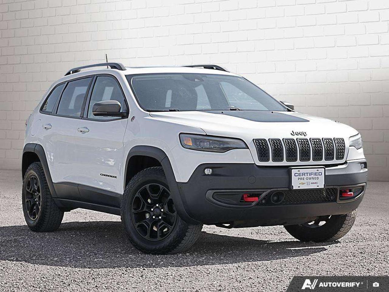 2019 Jeep Cherokee , 3.2L V6, 4X4, ALLOYS, LEATHER, NAV, TRAILHAWK L PLUS, AS-TRADED! Photo