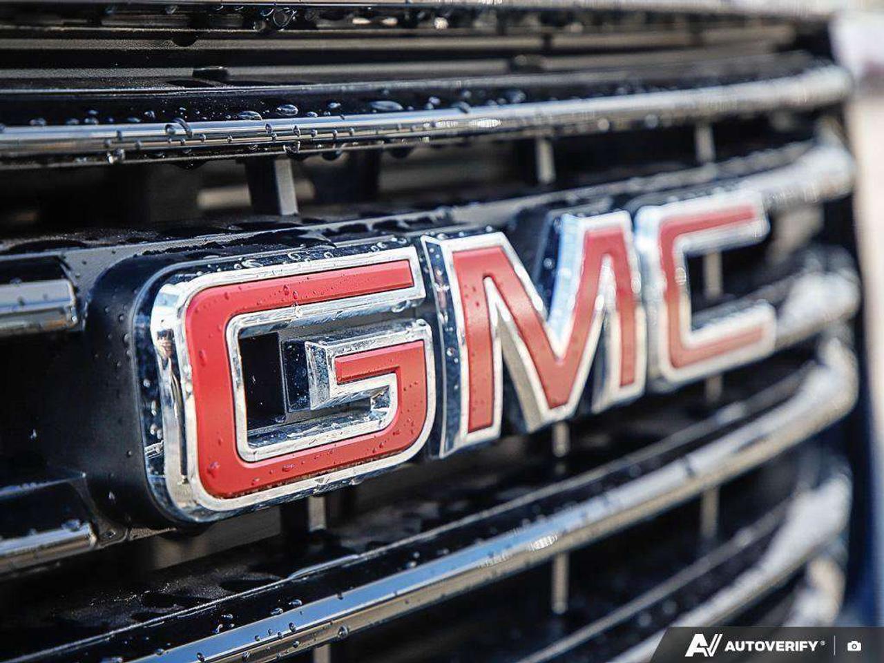 2024 GMC Terrain 1.5L 4-CYL, AWD, ALLOYS, CLOTH, SUNROOF, 1-OWNER, MACMASTER ORIGINAL, CERTIFIED PREOWNED! Photo
