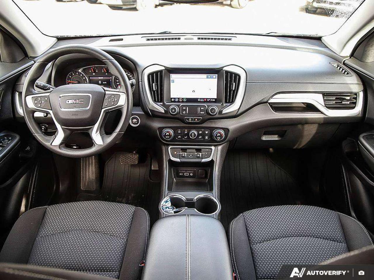 2024 GMC Terrain 1.5L 4-CYL, AWD, ALLOYS, CLOTH, SUNROOF, 1-OWNER, MACMASTER ORIGINAL, CERTIFIED PREOWNED! Photo