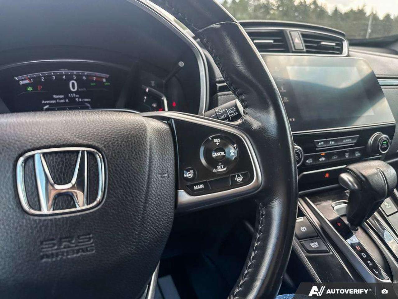 2019 Honda CR-V LEATHER SEATING. SUNROOF. FUEL EFFICIENT. MULTI ANGLE REAR VIEW CAMERA. CERTIFIED. Photo