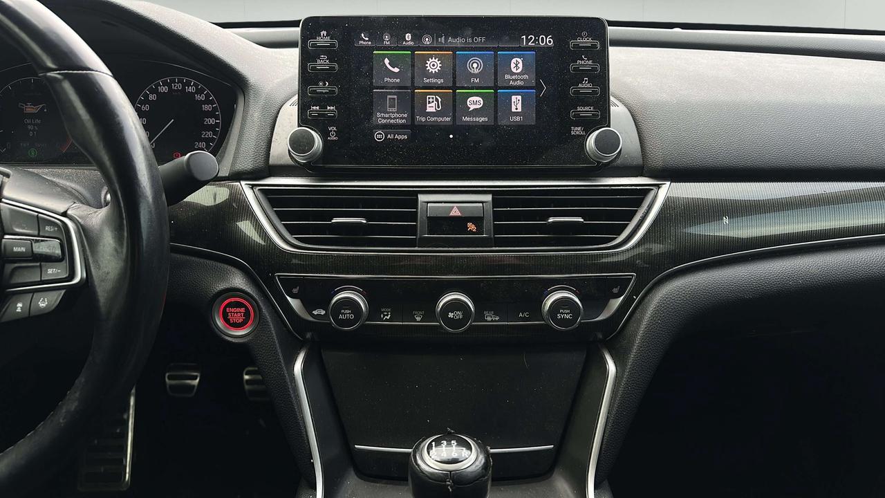 2018 Honda Accord Sport Photo