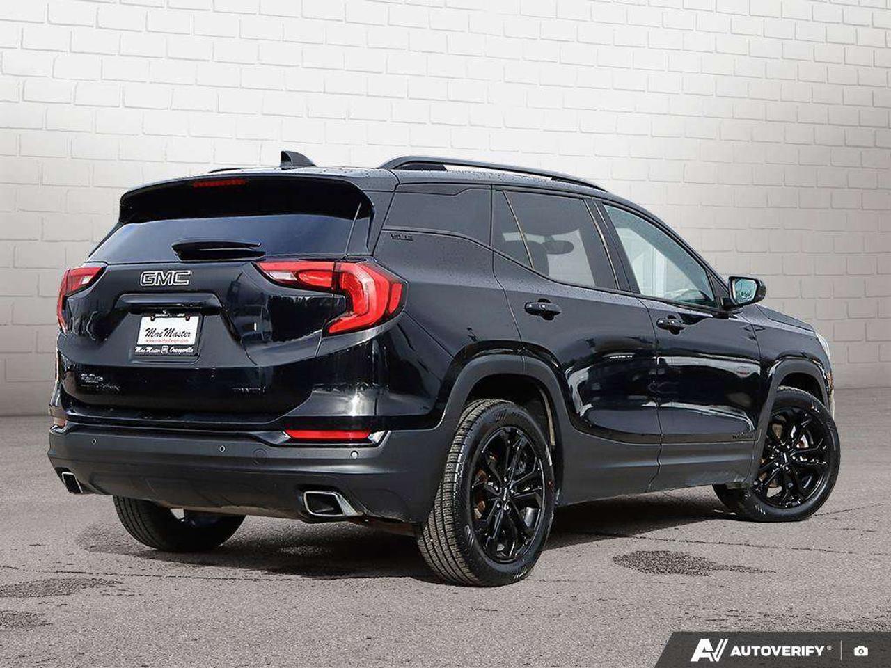 2019 GMC Terrain , 2.0L 4 CYL, AWD, ALLOYS, CLOTH, SUNROOF, ELEVATION, AS-TRADED! Photo
