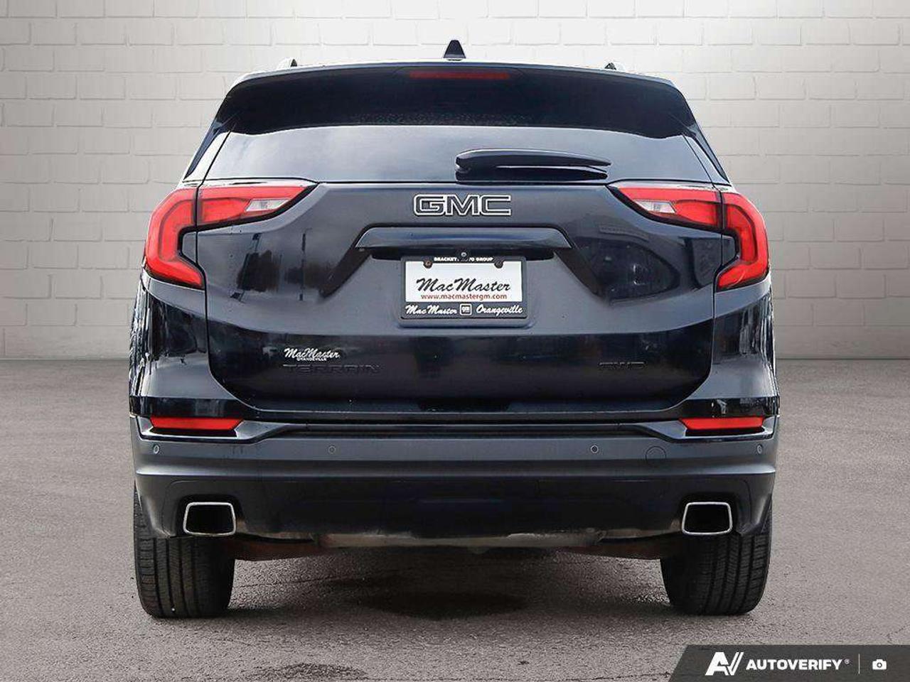 2019 GMC Terrain , 2.0L 4 CYL, AWD, ALLOYS, CLOTH, SUNROOF, ELEVATION, AS-TRADED! Photo