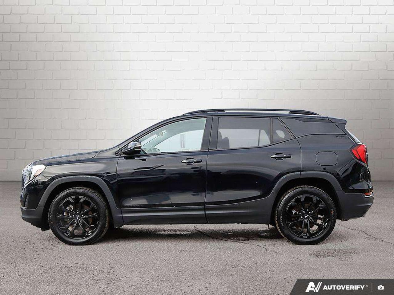 2019 GMC Terrain , 2.0L 4 CYL, AWD, ALLOYS, CLOTH, SUNROOF, ELEVATION, AS-TRADED! Photo