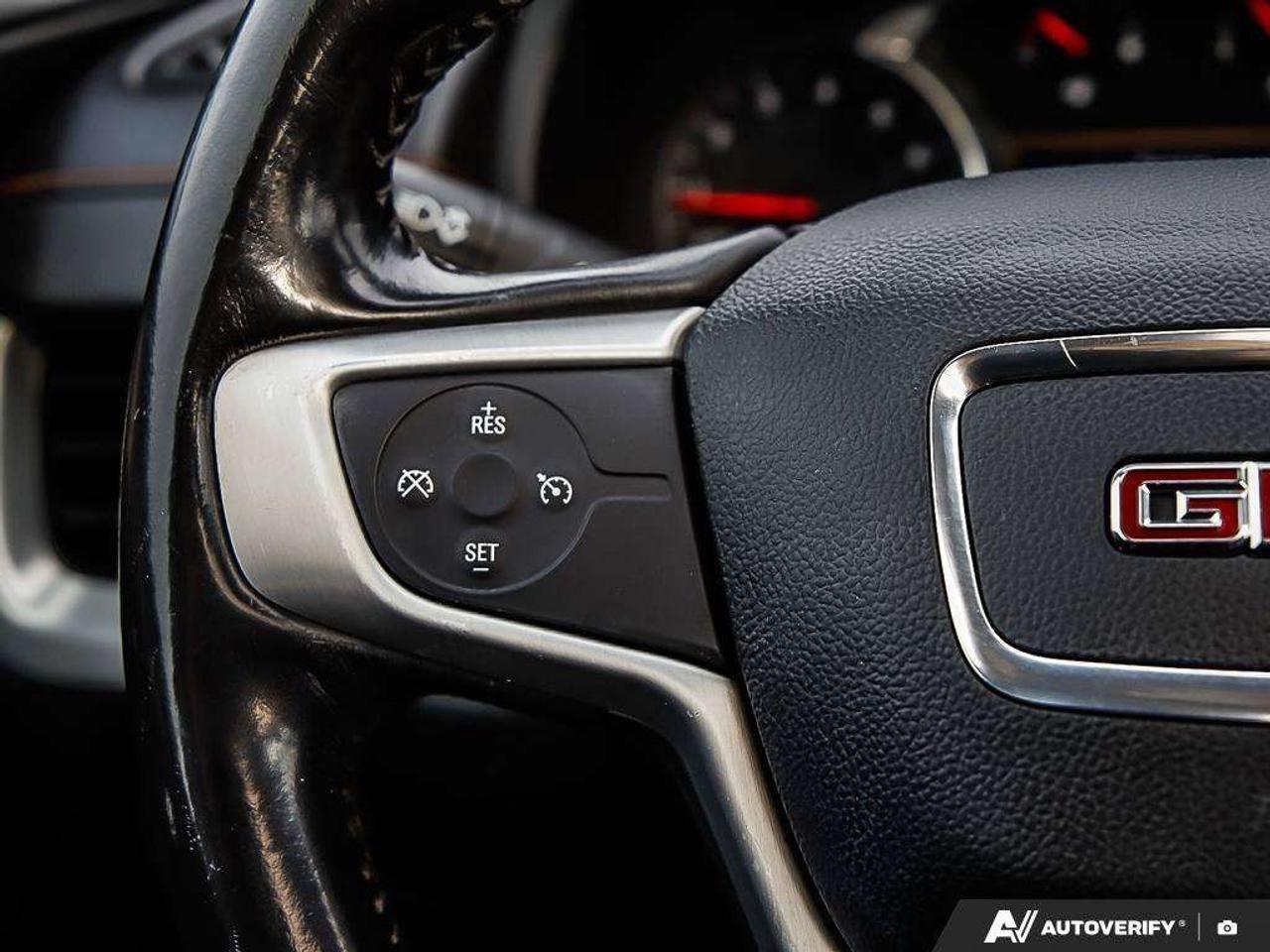 2019 GMC Terrain , 2.0L 4 CYL, AWD, ALLOYS, CLOTH, SUNROOF, ELEVATION, AS-TRADED! Photo