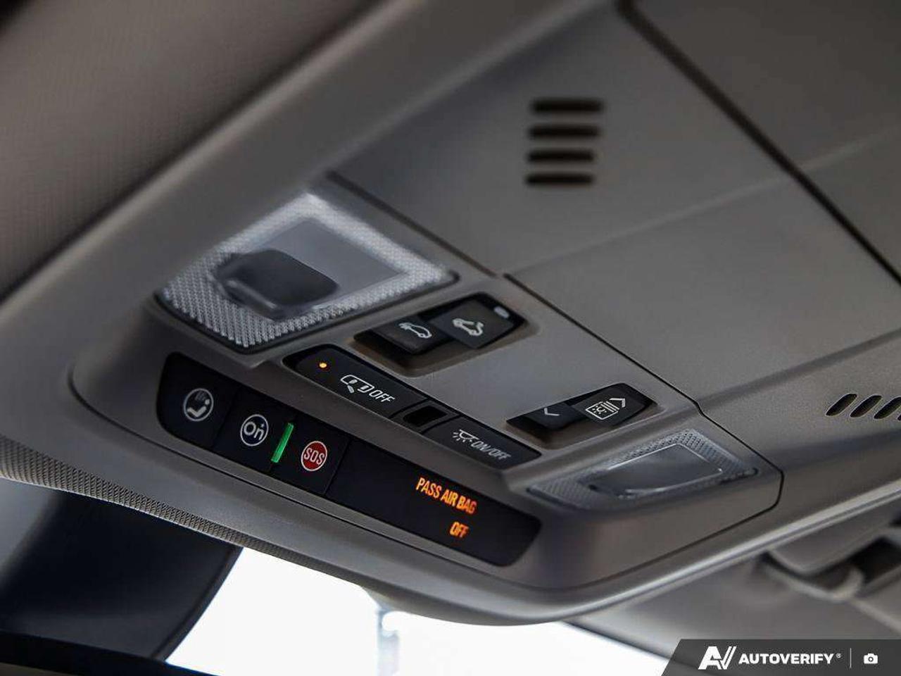 2019 GMC Terrain , 2.0L 4 CYL, AWD, ALLOYS, CLOTH, SUNROOF, ELEVATION, AS-TRADED! Photo
