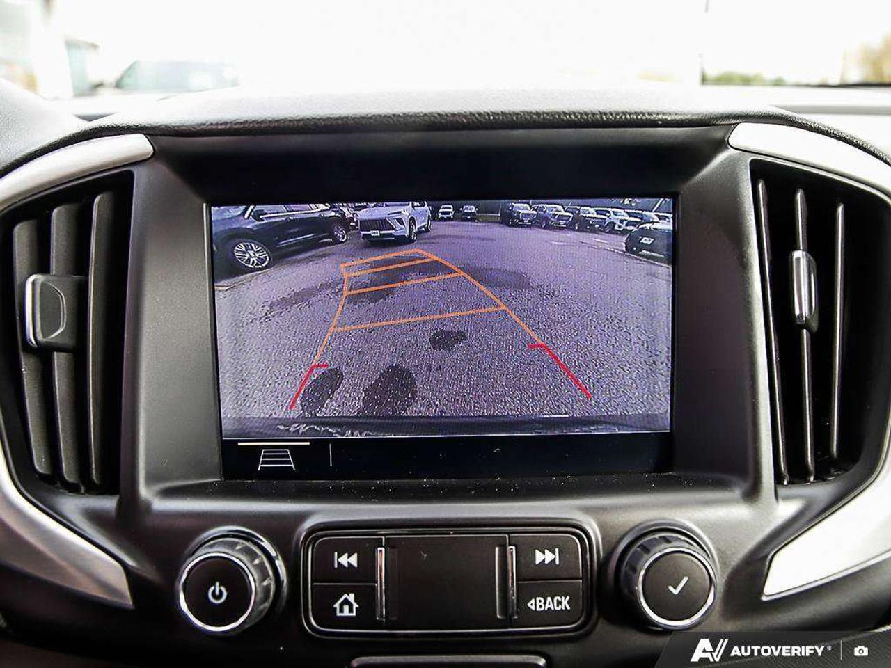2019 GMC Terrain , 2.0L 4 CYL, AWD, ALLOYS, CLOTH, SUNROOF, ELEVATION, AS-TRADED! Photo
